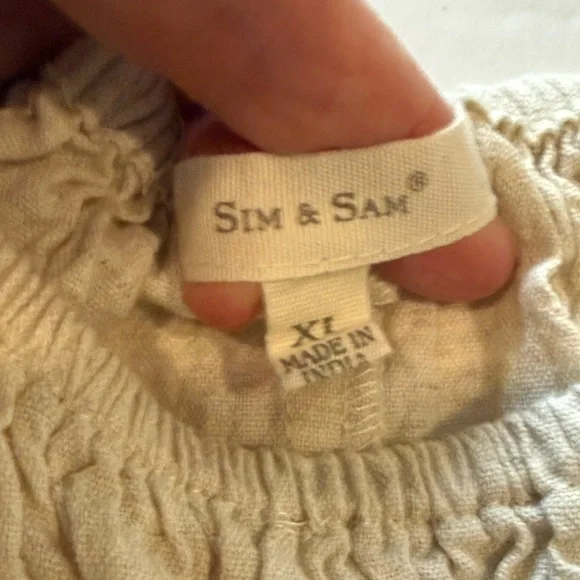 Women's Cream Oatmeal Cotton/Linen Blend Puff Sleeve Top - Picture 2 of 5